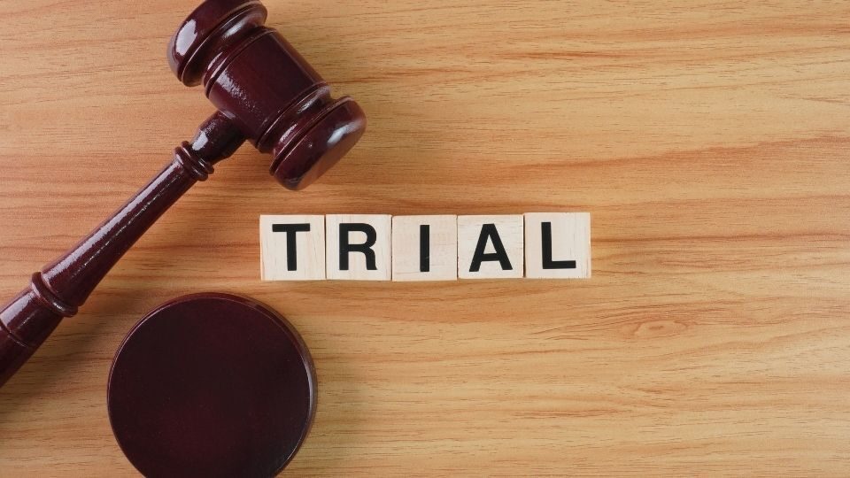 (In the image an emphasis on a litigation trial can be seen) How to Prepare for a Civil Litigation Trial in the UK