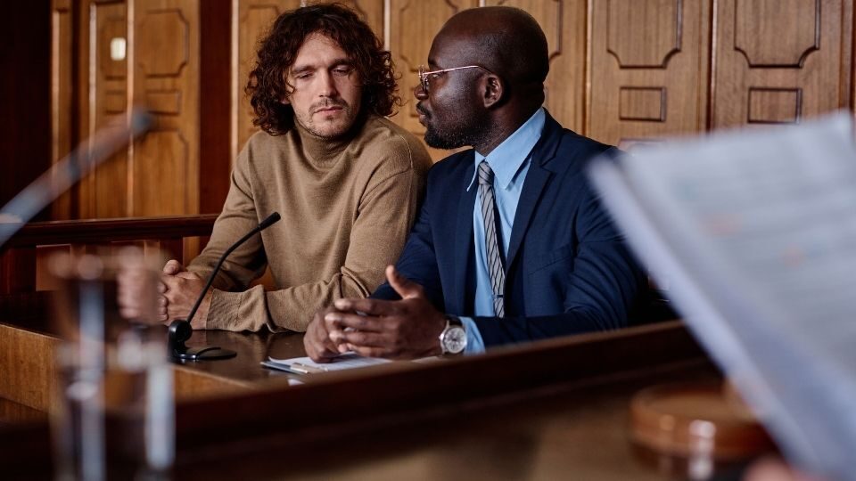 (In the image Witnesses can be seen in a civil case) The Role of Expert Witnesses in UK Civil Cases