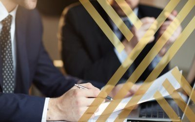 Commercial Litigation A Comprehensive Guide to Key Processes, Legal Implications, and Strategies (Business man sitting with his lawyer discussing the commercial disputes and litigation steps)